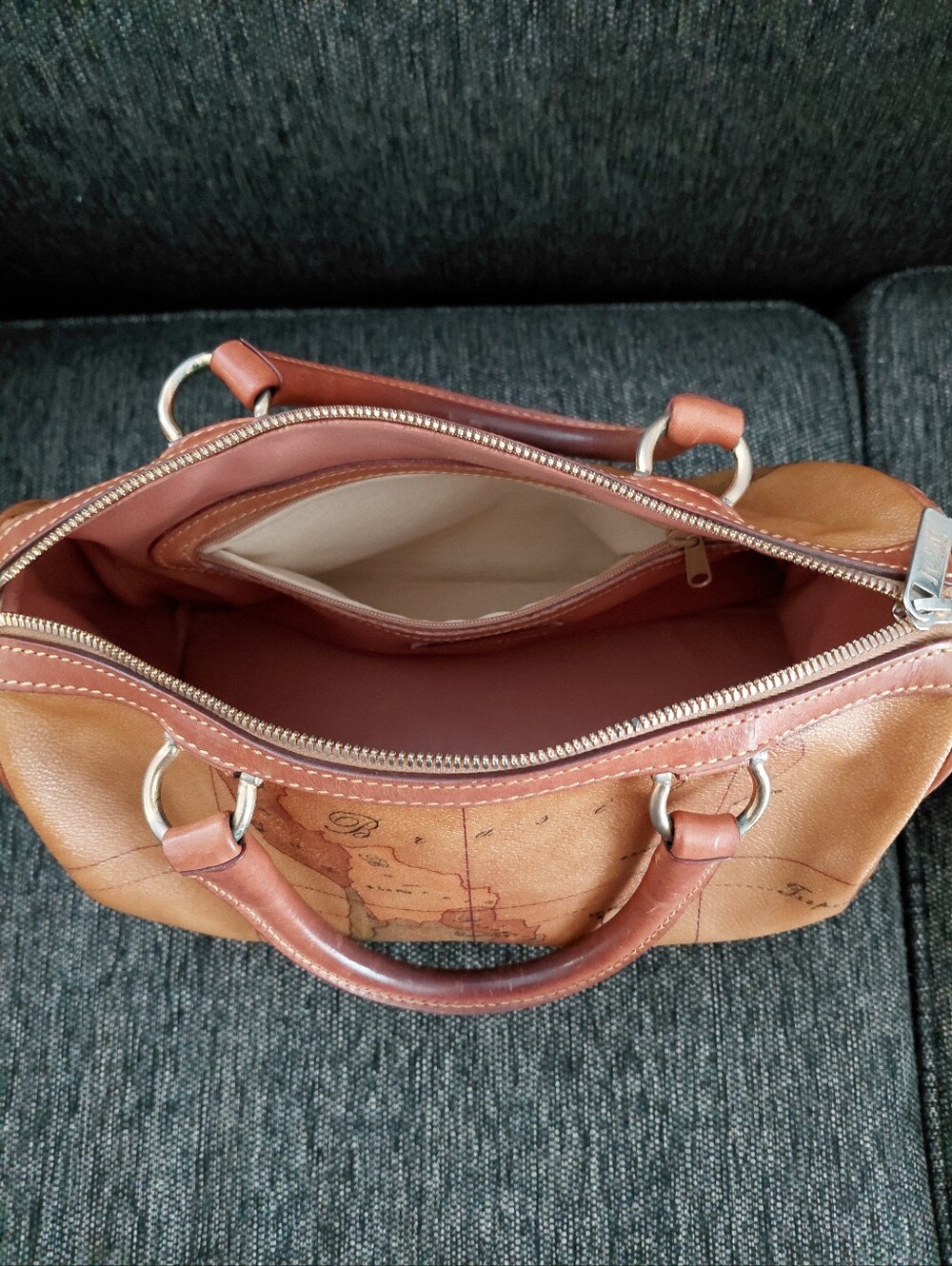Alviero Martini Map-Print Boston Bag - Picture 9 of 10
